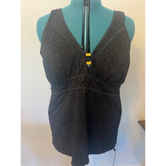 Collection by Catalina Black Geometric Style Tank Top Swimwear Size 3X - Picture 1 of 3
